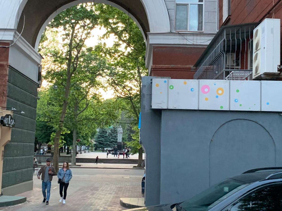 Студия-Люкс С Двумя Спальнями На Соборной Mykolaiv Dış mekan fotoğraf